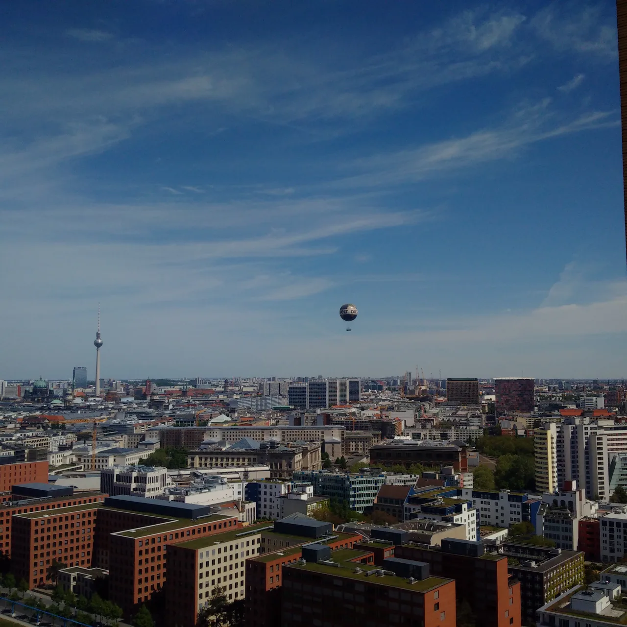 Electrical and IT installation in Berlin office complex